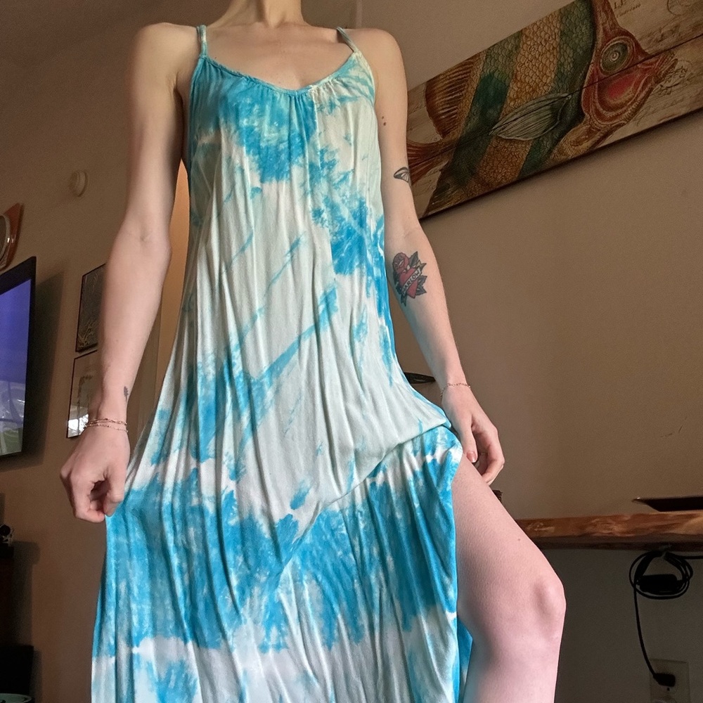 BILLABONG TYE DYE MAXI XS 🤍💙